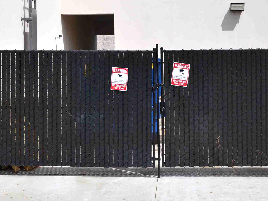 Commercial Chain Link Dumpster Enclosure in Savannah Georgia