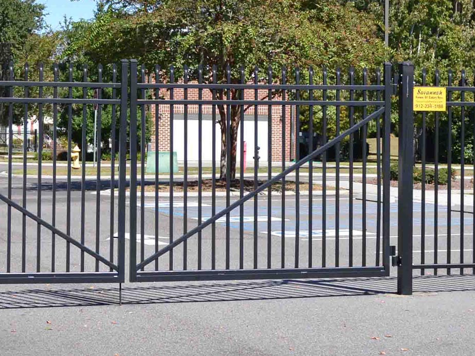 color options for Decorative Steel fencing in the Savannah, Georgia area