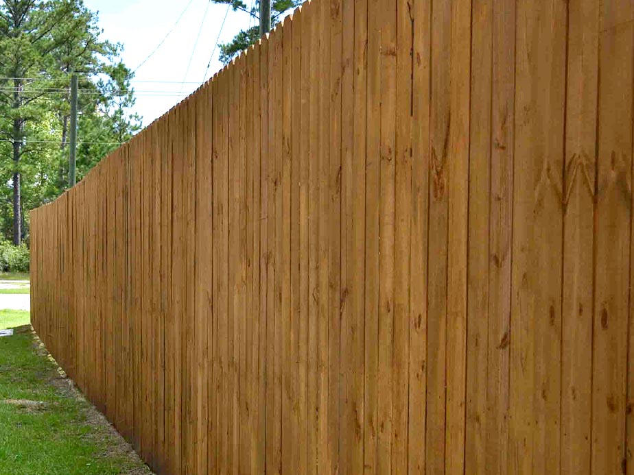 color options for Wood fencing in the Savannah, Georgia area